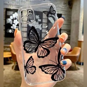 Black butterfly patter iphone 13 case